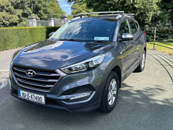 Hyundai Tucson SUV, Petrol, 2016, Grey