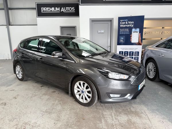 Ford Focus Hatchback, Petrol, 2016, Grey