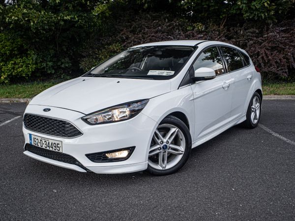 Ford Focus Hatchback, Petrol, 2015, White