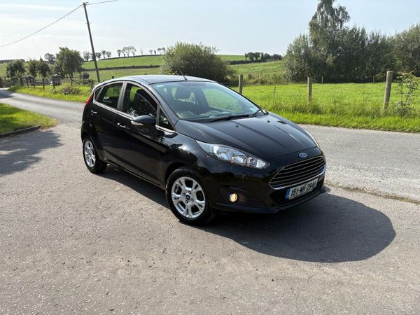 Ford Fiesta Hatchback, Petrol, 2015, Black