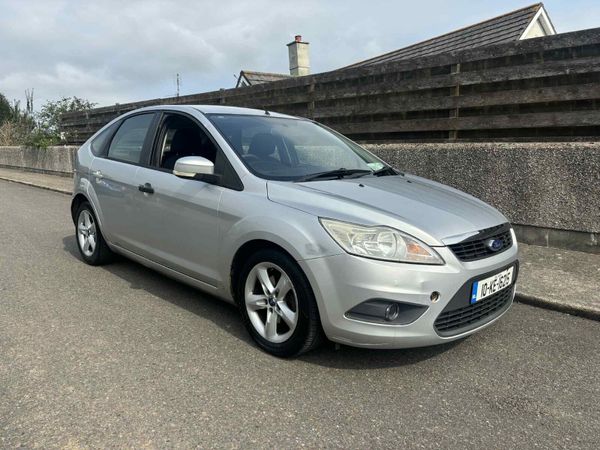 Ford Focus Hatchback, Diesel, 2010, Silver