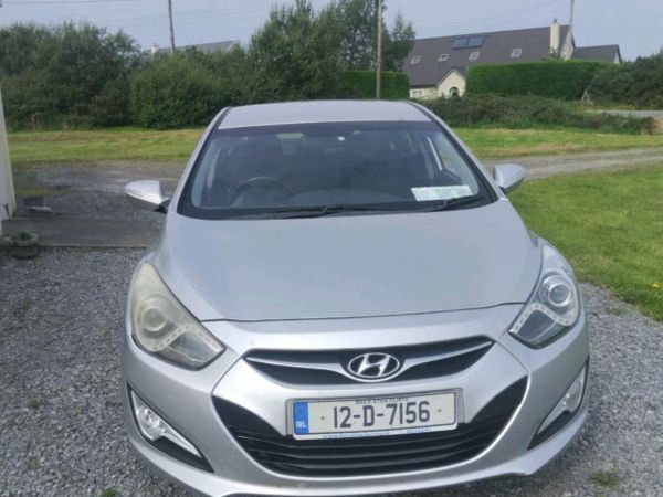 Hyundai i40 Saloon, Diesel, 2012, Silver