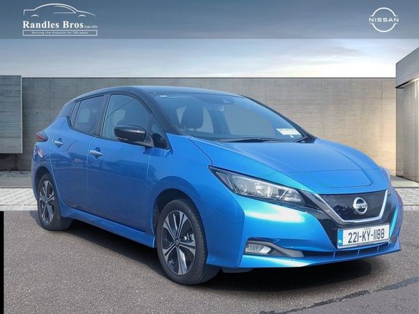 Nissan Leaf Hatchback, Electric, 2022, Blue