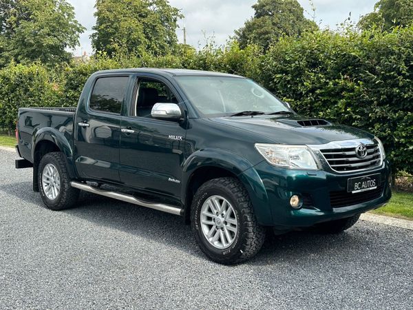 Toyota Hilux Pick Up, Diesel, 2015, Green