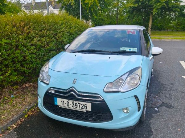 Citroen DS 3 Hatchback, Diesel, 2011, Blue