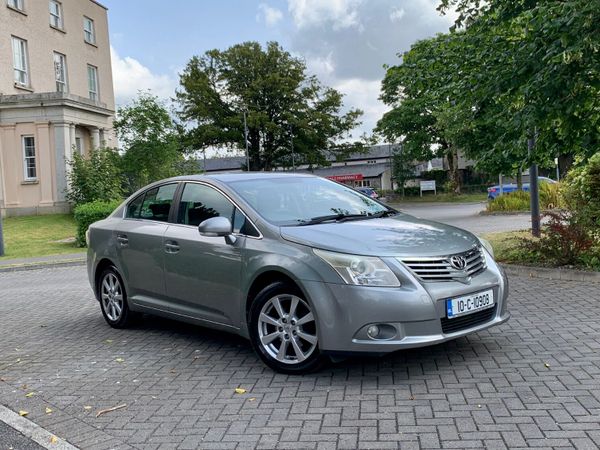 Toyota Avensis Saloon, Diesel, 2010, Grey