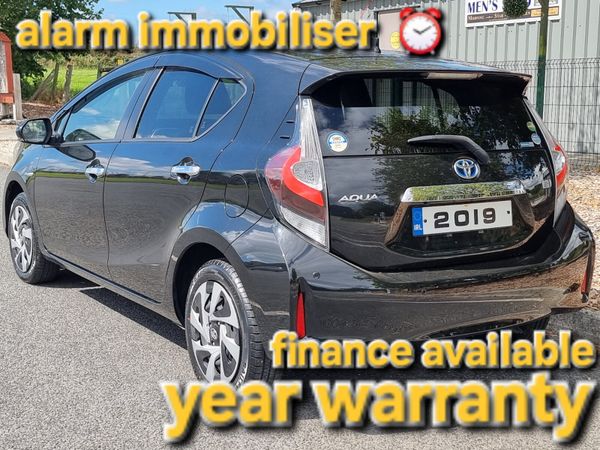 Toyota Aqua Hatchback, Petrol Hybrid, 2019, Black