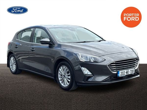 Ford Focus Hatchback, Petrol, 2020, Grey