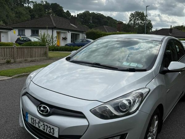Hyundai i30 Hatchback, Diesel, 2013, Silver