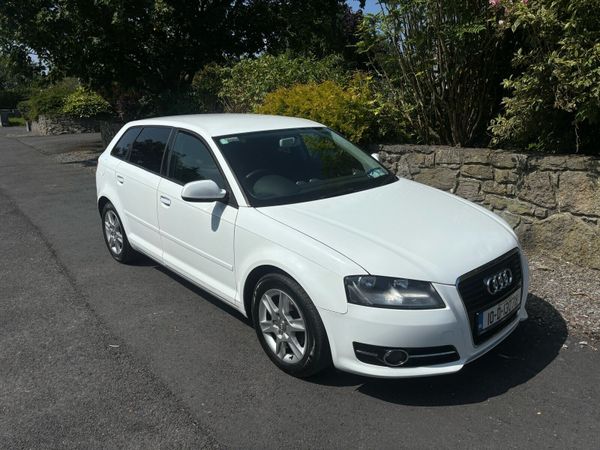 Audi A3 Hatchback, Diesel, 2010, White