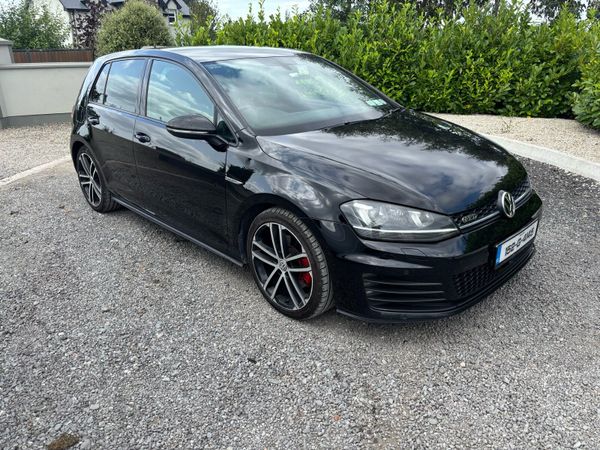Volkswagen Golf Hatchback, Diesel, 2015, Black