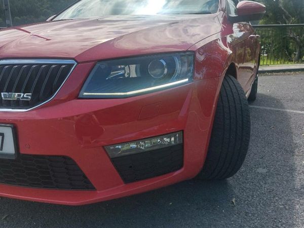 Skoda Octavia Hatchback, Diesel, 2016, Red