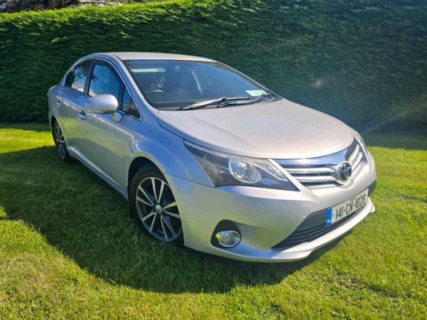Toyota Avensis Saloon, Diesel, 2014, Silver