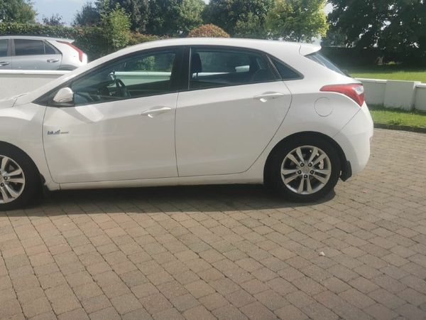 Hyundai i30 Hatchback, Diesel, 2013, White