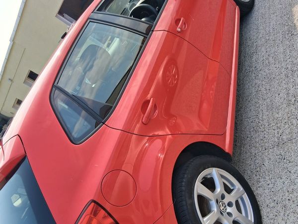 Volkswagen Polo Hatchback, Petrol, 2010, Red