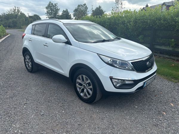 Kia Sportage SUV, Diesel, 2016, White