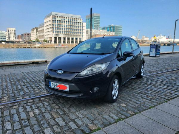 Ford Fiesta Hatchback, Diesel, 2009, Black