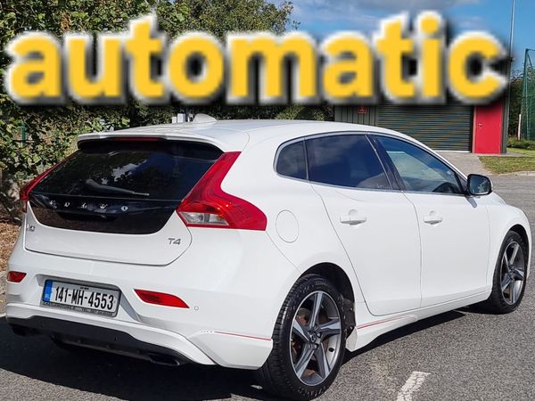 Volvo V40 Hatchback, Petrol, 2014, White