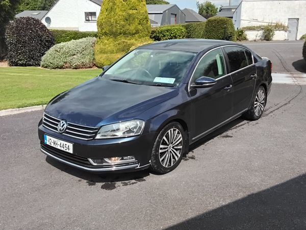 Volkswagen Passat Saloon, Diesel, 2012, Blue