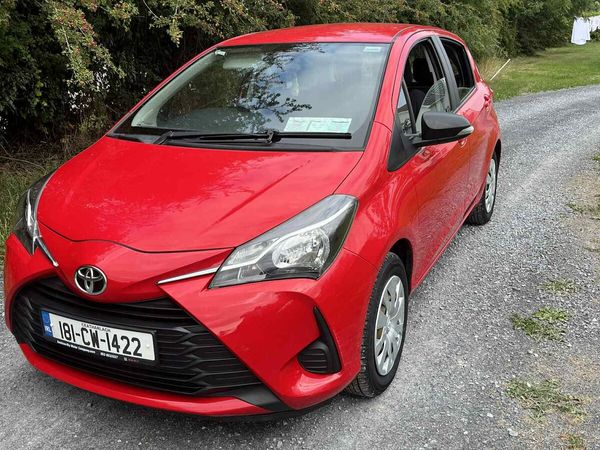 Toyota Yaris Hatchback, Petrol, 2018, Red