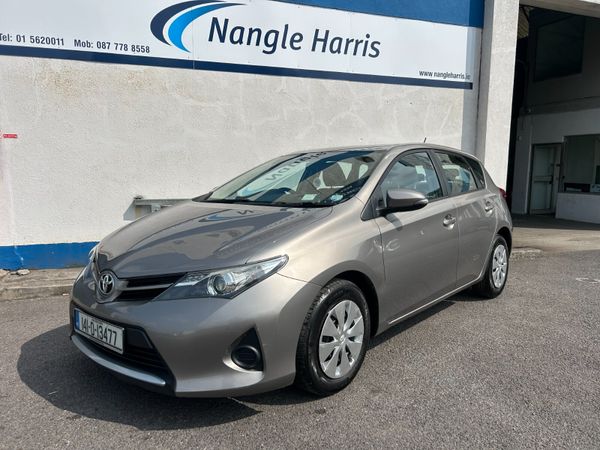 Toyota Auris MPV, Petrol, 2014, Bronze