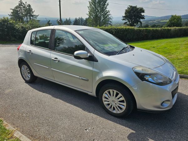 Renault Clio Hatchback, Ethanol Petrol, 2010, Silver