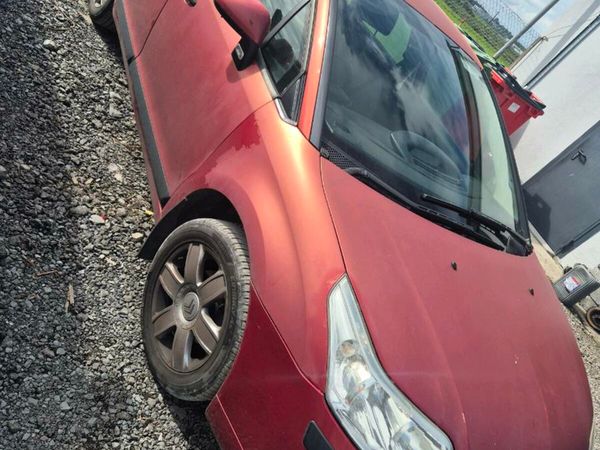 Citroen C4 Hatchback, Diesel, 2006, Red