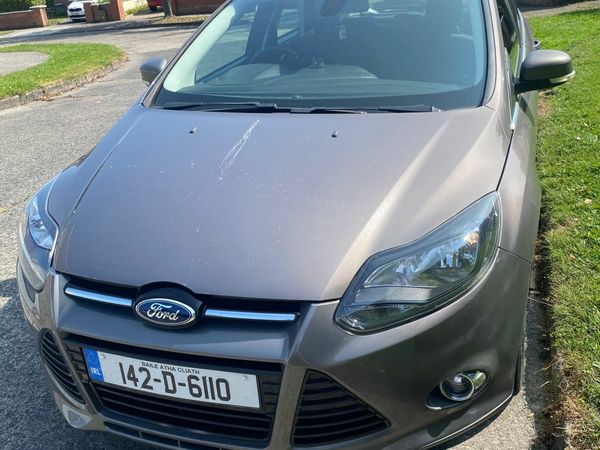 Ford Focus Hatchback, Diesel, 2014, Brown