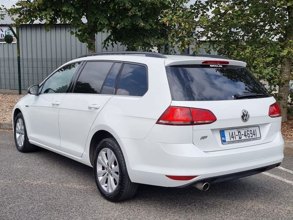Volkswagen Golf Estate, Petrol, 2014, White