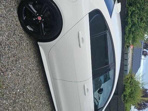 Jaguar XE Saloon, Diesel, 2017, White