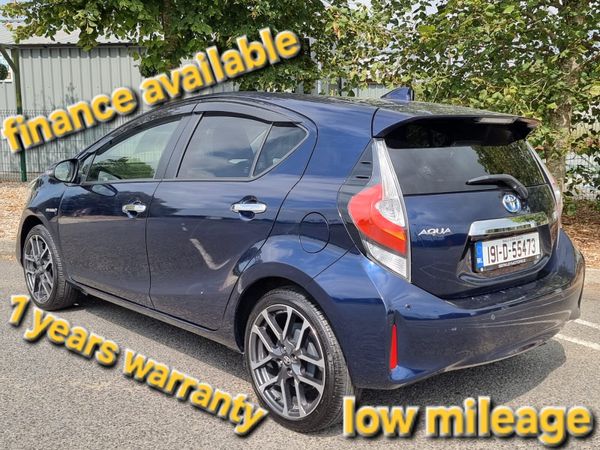 Toyota Aqua Hatchback, Petrol Hybrid, 2019, Blue