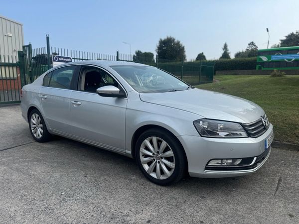 Volkswagen Passat Saloon, Diesel, 2013, Silver