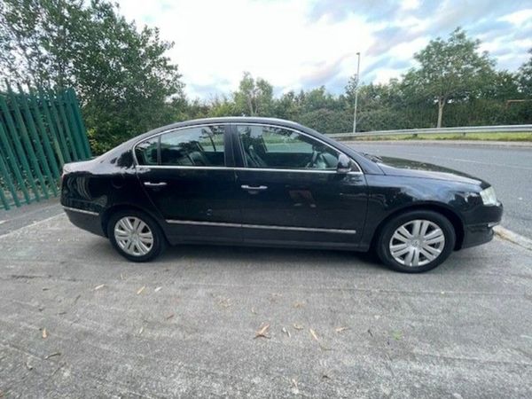 Volkswagen Passat Saloon, Petrol, 2006, Black