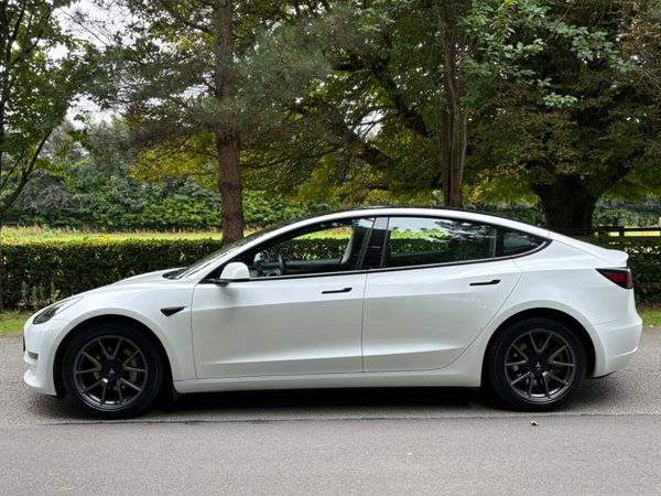 Tesla Model 3 Saloon, Electric, 2022, White