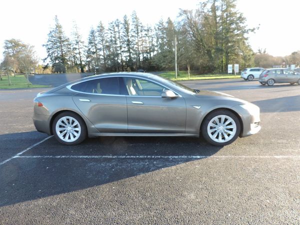 Tesla Model S Hatchback, Electric, 2016, Other