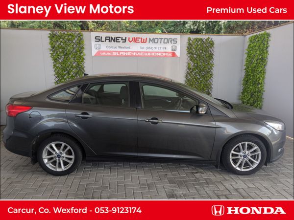 Ford Focus Saloon, Diesel, 2017, Grey