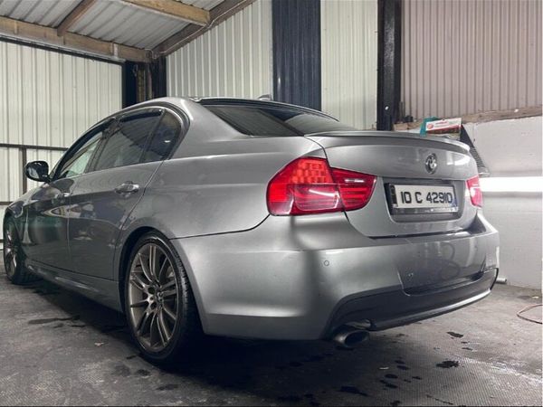 BMW 3-Series Saloon, Diesel, 2010, Grey