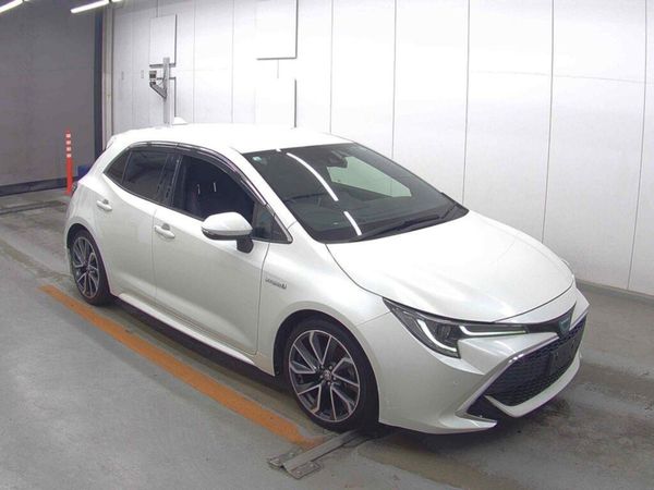 Toyota Corolla Estate, Petrol Hybrid, 2018, White
