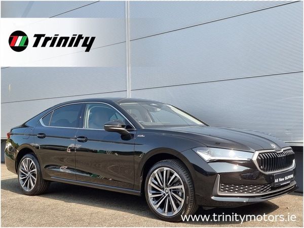 Skoda Superb Saloon, Diesel, 2025, Black