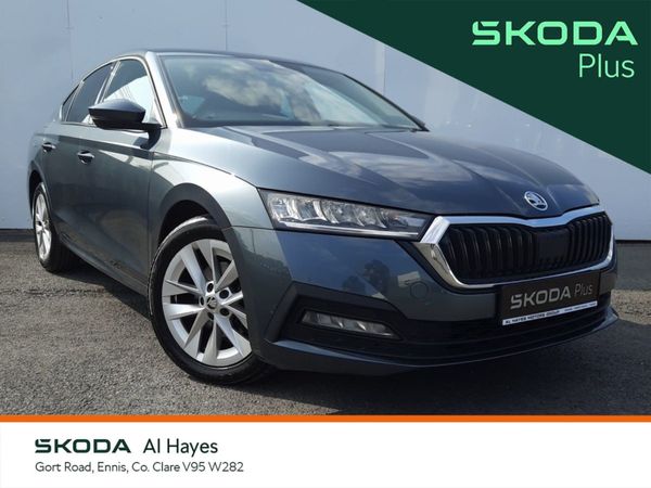 Skoda Octavia Saloon, Diesel, 2021, Grey