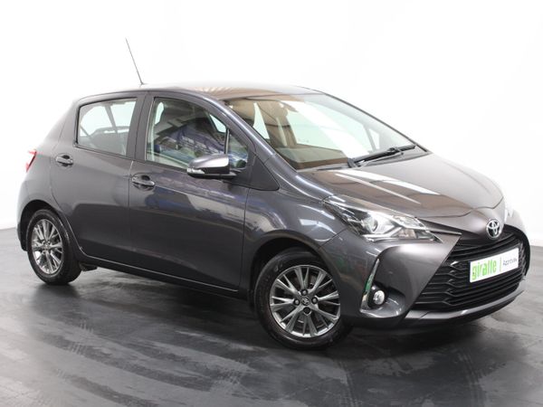 Toyota Yaris Hatchback, Petrol, 2017, Grey