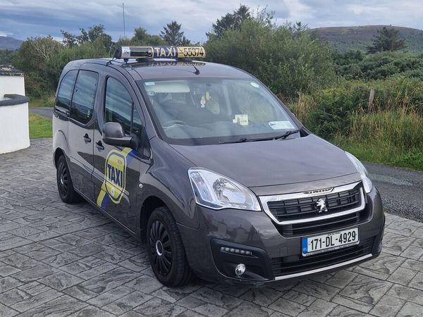 Peugeot Partner Tepee MPV, Diesel, 2017, Grey