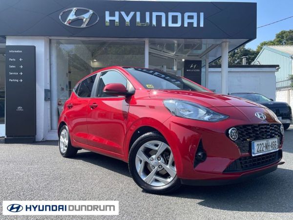 Hyundai i10 Hatchback, Petrol, 2022, Red