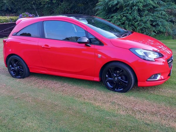 Opel Corsa Hatchback, Petrol, 2015, Red