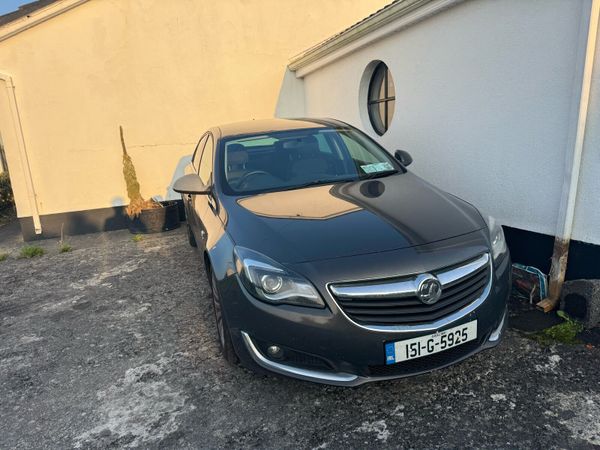 Vauxhall Insignia Hatchback, Diesel, 2015, Grey