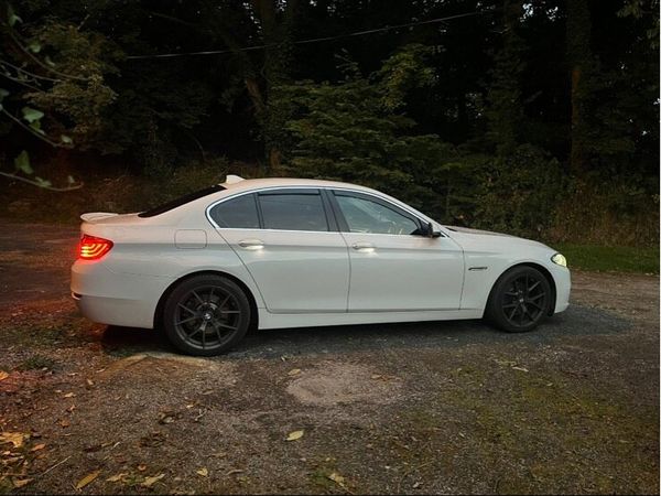 BMW 5-Series Saloon, Diesel, 2016, White
