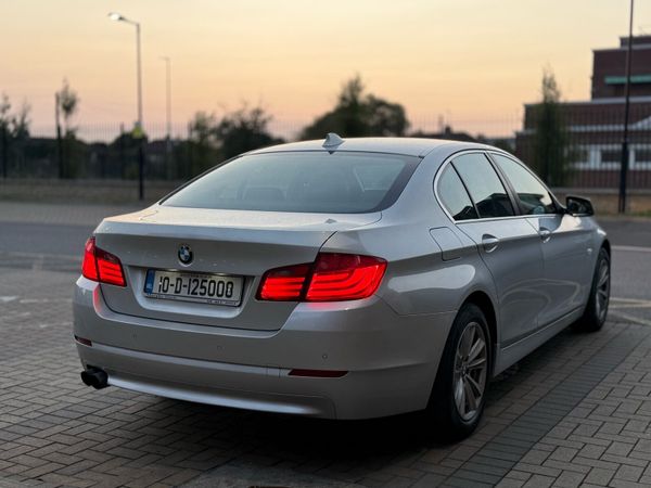 BMW 5-Series Saloon, Diesel, 2010, Silver