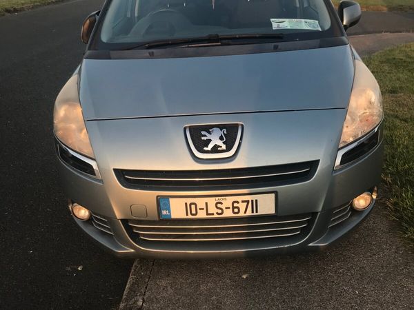 Peugeot 5008 MPV, Diesel, 2010, Blue