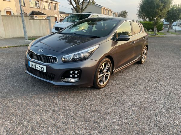 Kia Ceed Hatchback, Diesel, 2018, Silver