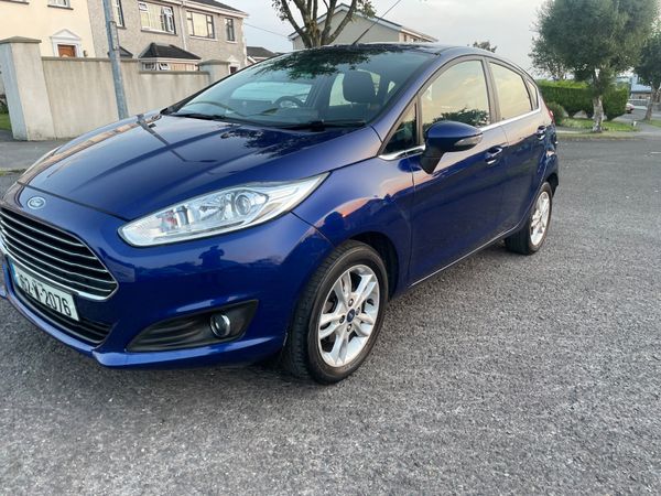 Ford Fiesta Hatchback, Petrol, 2016, Blue